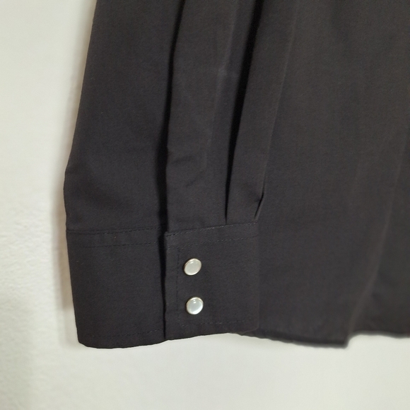 Cumberland Outfitters Western Black White Pearl Snap Pockets Cowgirl Shirt Sz.1X - Picture 4 of 10